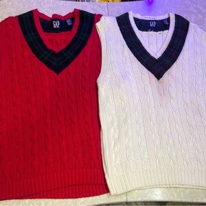 Vintage 90s GAP Men's V-Neck Sweater Vest Duo